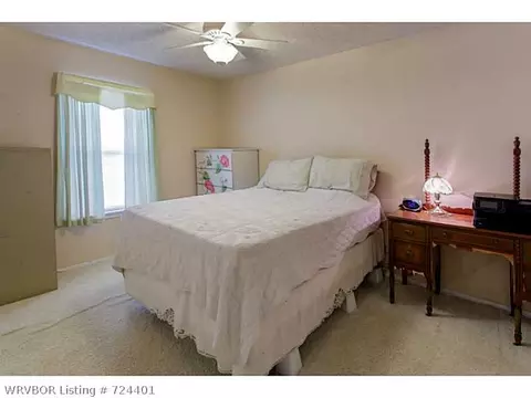 1388 15th Ter, Barling, AR 72923 photo 9