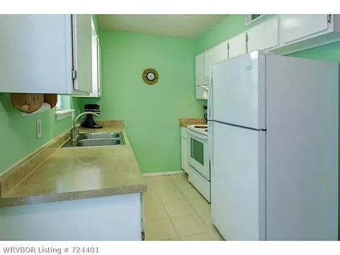 1388 15th Ter, Barling, AR 72923 photo 5