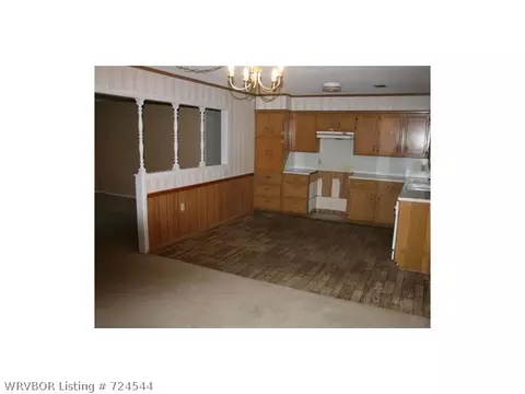 204 Maple Dr, Pocola, OK 74902 photo 4
