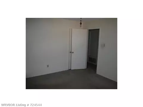 204 Maple Dr, Pocola, OK 74902 photo 5