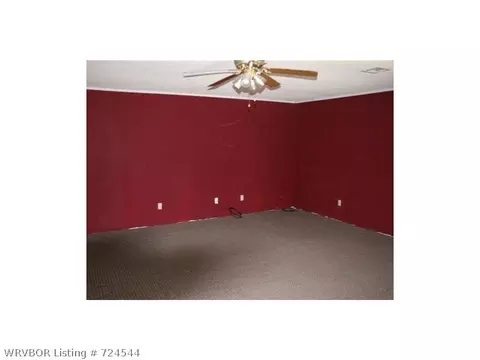 204 Maple Dr, Pocola, OK 74902 photo 2
