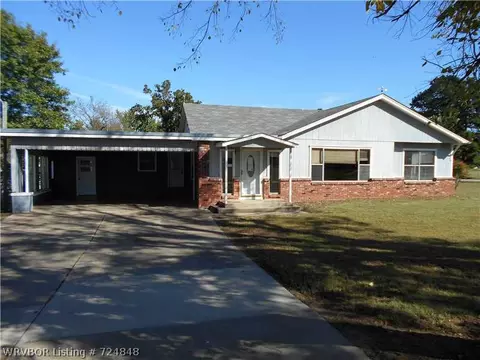 404 Nixon St, Lavaca, AR 72941 photo 1