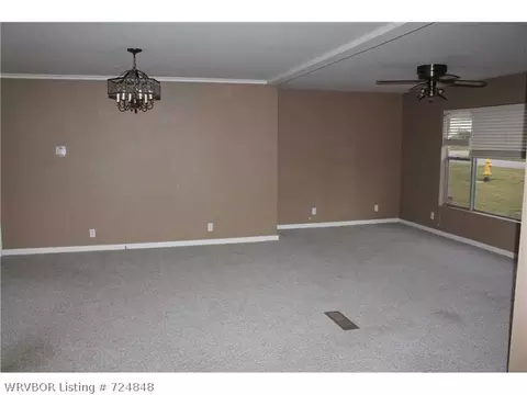 404 Nixon St, Lavaca, AR 72941 photo 4