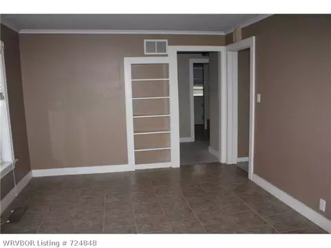 404 Nixon St, Lavaca, AR 72941 photo 6
