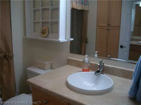 607 Church St, Barling, AR 72923 photo 12