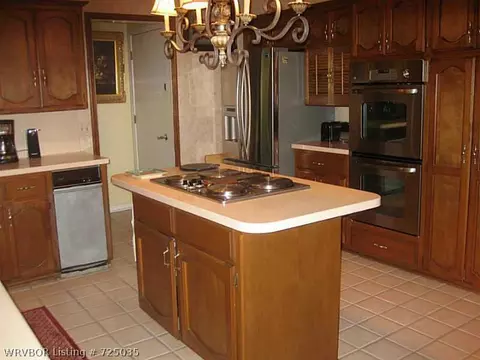 7706 Horan Dr, Fort Smith, AR 72903 photo 3