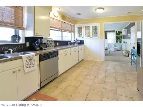 1608 S Burnham Rd, Fort Smith, AR 72903 photo 9