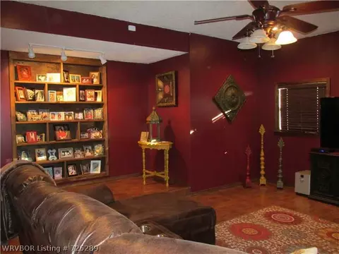 302 Dillon Cir, Pocola, OK 74902 photo 9