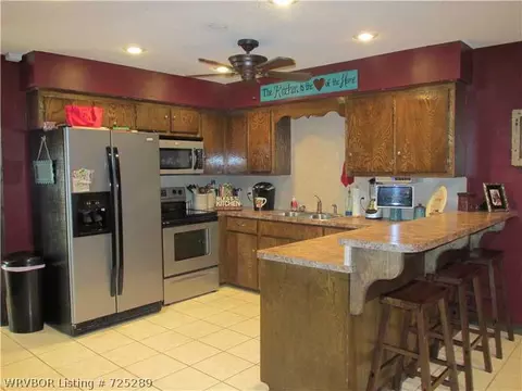 302 Dillon Cir, Pocola, OK 74902 photo 5
