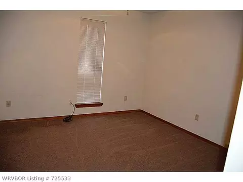 106 Marvin St, Hackett, AR 72937 photo 13
