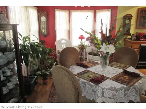 603 S Elm St, Paris, AR 72855 photo 4