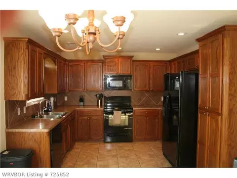 904 Laurel Way, Alma, AR 72921 photo 4