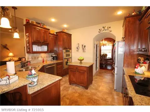 12813 Limestone Dr, Fort Smith, AR 72916 photo 5