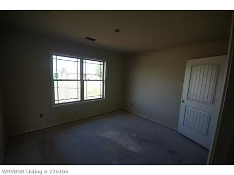 102 Brittany Ln, Pocola, OK 74902 photo 9
