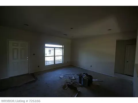 102 Brittany Ln, Pocola, OK 74902 photo 3