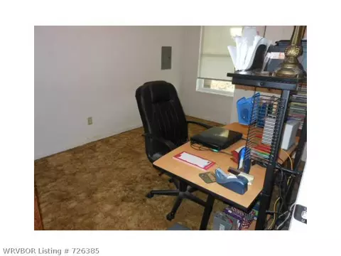 1401 6th Ter, Barling, AR 72923 photo 8