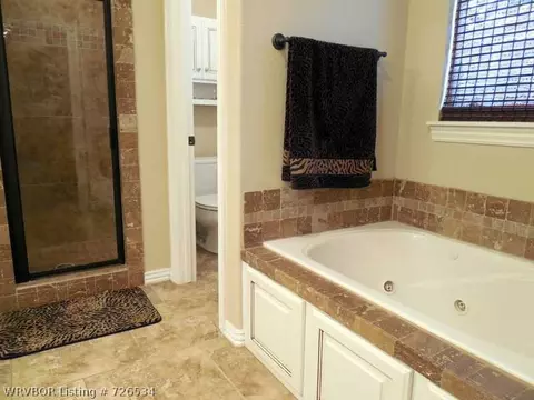 1904 Yukon Dr, Barling, AR 72923 photo 13