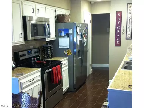 8708 S 32nd Ter, Fort Smith, AR 72908 photo 3