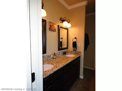 500 Crescent Dr, Fort Smith, AR 72916 photo 11