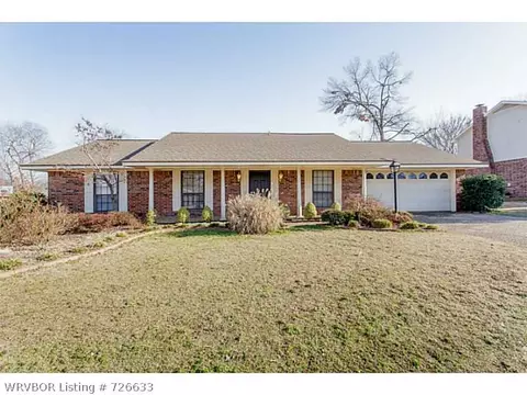 3030 Edinburgh Dr, Fort Smith, AR 72908 photo 1
