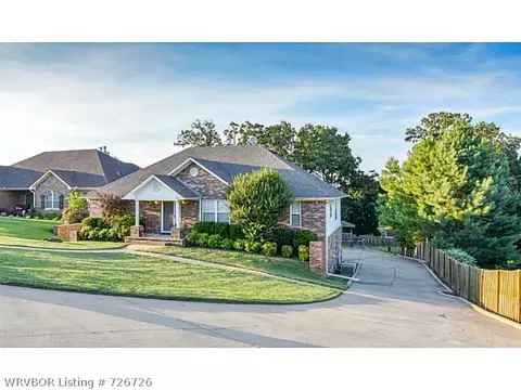 5213 Twin Hills Dr, Fort Smith, AR 72916 photo 2