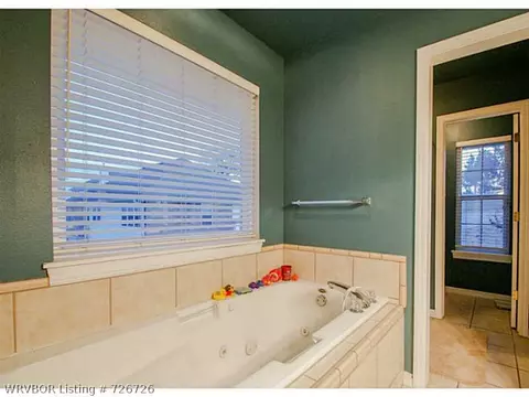 5213 Twin Hills Dr, Fort Smith, AR 72916 photo 12
