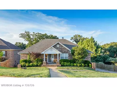 5213 Twin Hills Dr, Fort Smith, AR 72916 photo 1