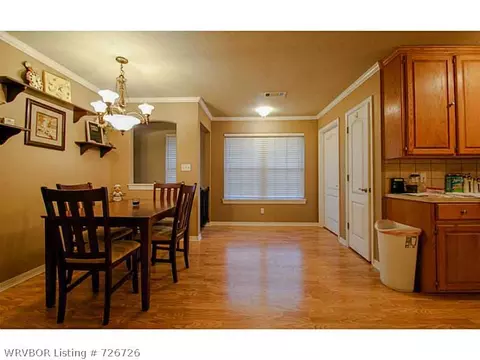 5213 Twin Hills Dr, Fort Smith, AR 72916 photo 8