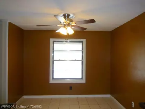 1504 Strozier Ct, Barling, AR 72923 photo 11