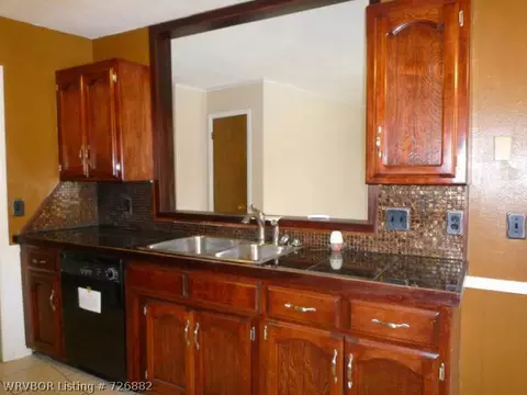 1504 Strozier Ct, Barling, AR 72923 photo 8