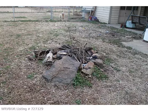 810 E Mary St, Paris, AR 72855 photo 16