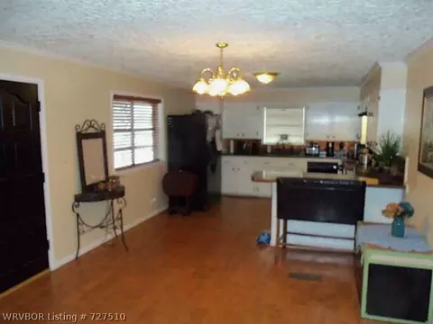 400 E Broadway St, Huntington, AR 72940 photo 6