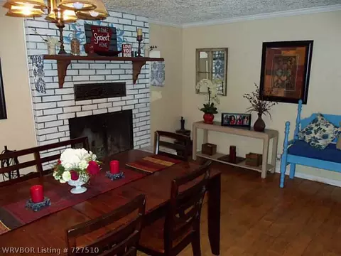 400 E Broadway St, Huntington, AR 72940 photo 3