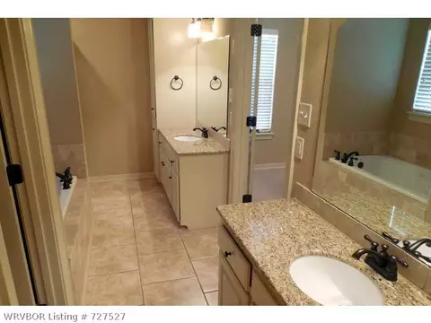 5605 Thomas Rd, Fort Smith, AR 72916 photo 7