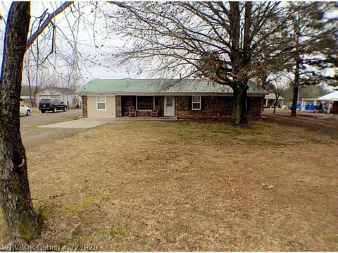 1102 N Gray St, Pocola, OK 74902 photo 2