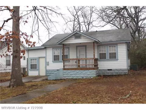 1519 S 16th St, Fort Smith, AR 72901 photo 2