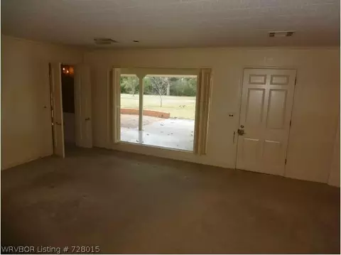 5301 East Valley Rd, Fort Smith, AR 72903 photo 4