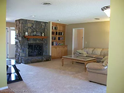 2208 Queensbury Way, Fort Smith, AR 72908 photo 7