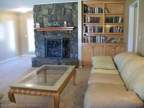 2208 Queensbury Way, Fort Smith, AR 72908 photo 6