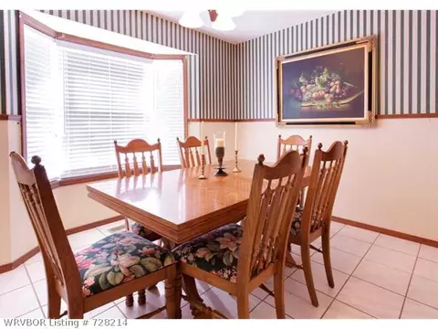 8020 Mark Ln, Fort Smith, AR 72903 photo 3