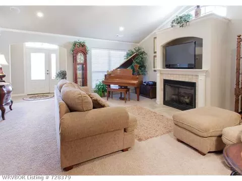 2915 Brighton Ct, Fort Smith, AR 72903 photo 3