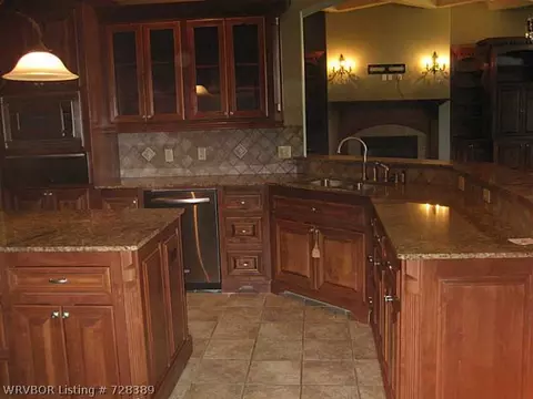7301 Highland Park Dr, Fort Smith, AR 72916 photo 5