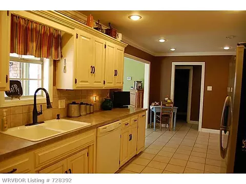 3300 Canongate Way, Fort Smith, AR 72908 photo 8
