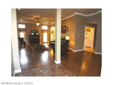 1525 Quebec Dr, Fort Smith, AR 72908 photo 2