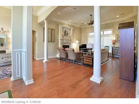 11608 Maple Park Dr, Fort Smith, AR 72916 photo 5