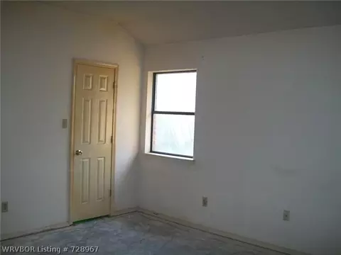 2207 Pine Ln, Barling, AR 72923 photo 5