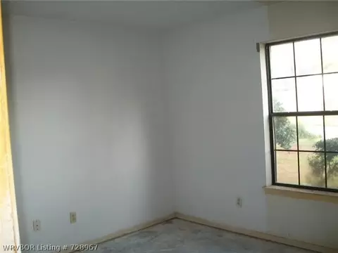 2207 Pine Ln, Barling, AR 72923 photo 6