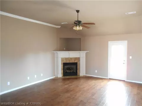 608 Laurel Way, Alma, AR 72921 photo 2