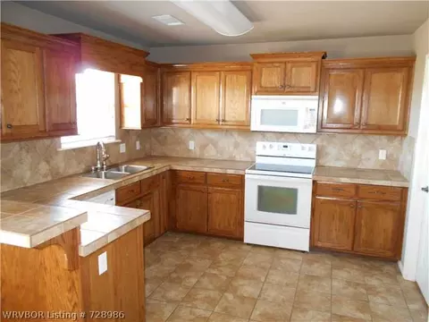 608 Laurel Way, Alma, AR 72921 photo 5