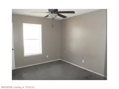 1398 15th Ter, Barling, AR 72923 photo 12